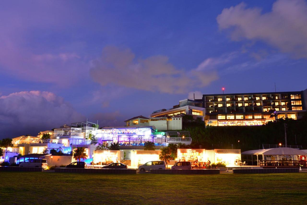 Senagajima Island Resort & Spa Tomigusuku Exterior photo